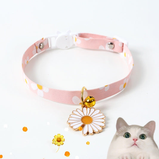 Coleira Girassol com Guizo | Ajustável, Leve e Cheia de Charme - Para Gatos e Cães de Porte Pequeno